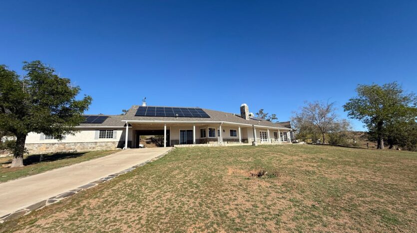 2747 Sand Creek Dr. - Acton - California - 5 bed, 3.5 bath rental property