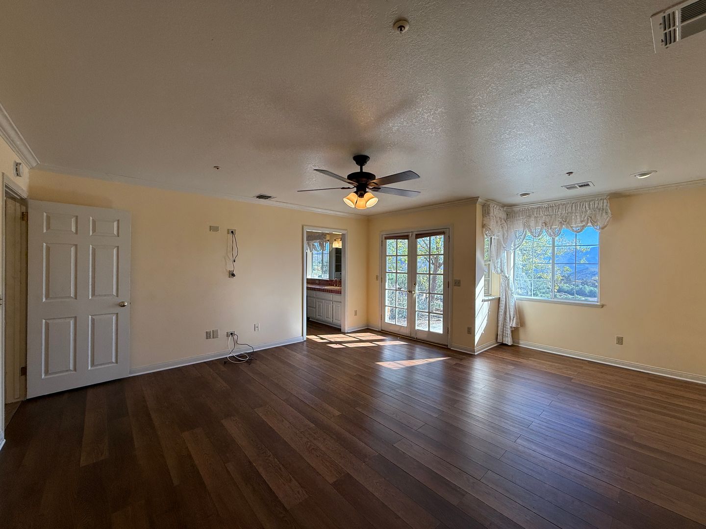 2747 Sand Creek Dr. - Acton - California - 5 bed, 3.5 bath rental property