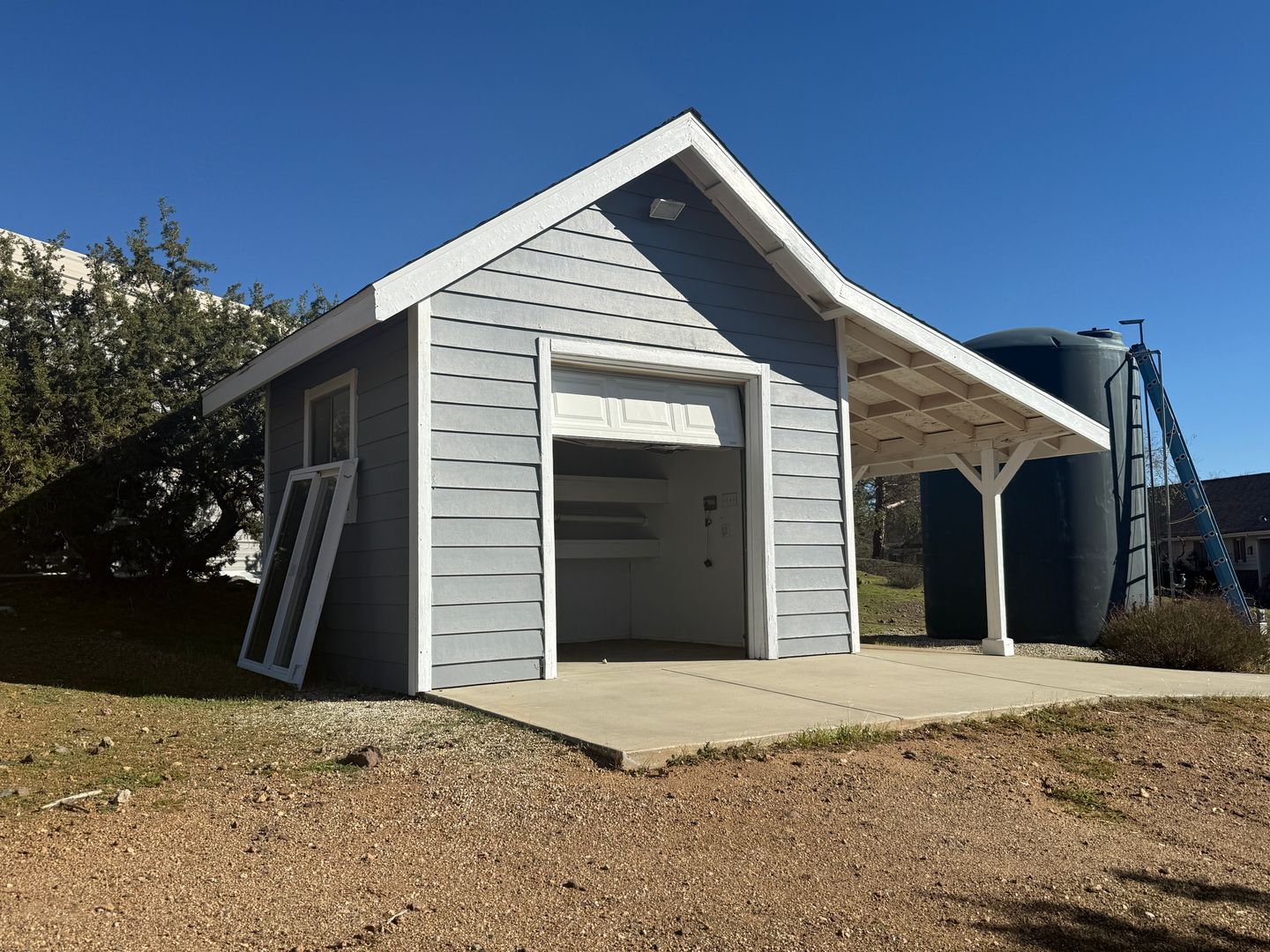 2747 Sand Creek Dr. - Acton - California - 5 bed, 3.5 bath rental property