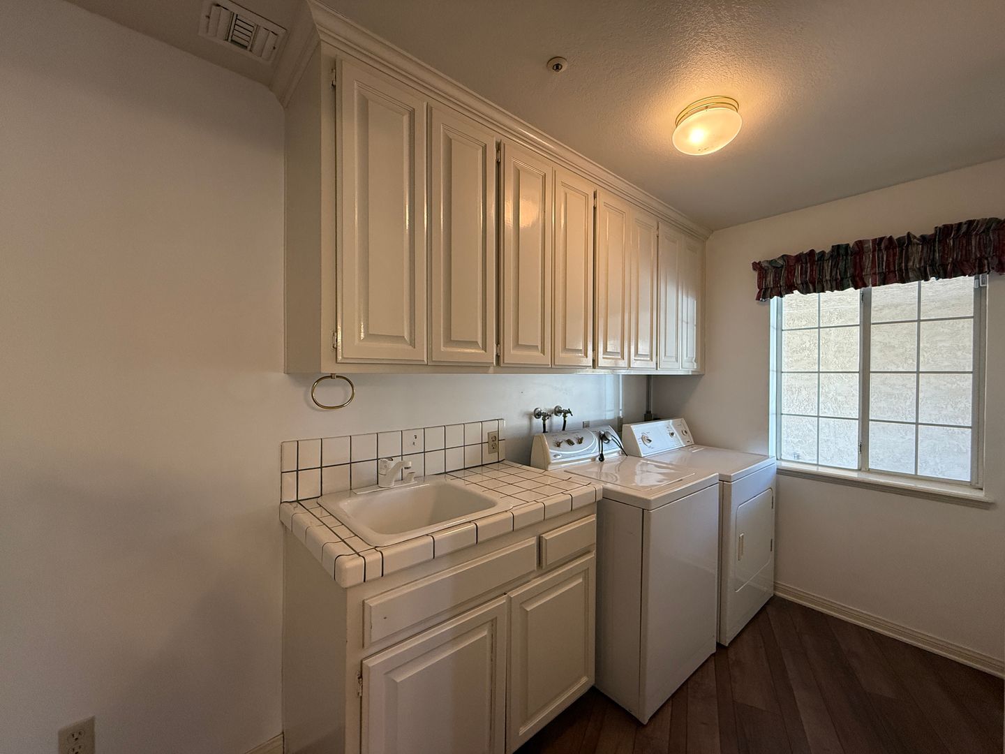 2747 Sand Creek Dr. - Acton - California - 5 bed, 3.5 bath rental property