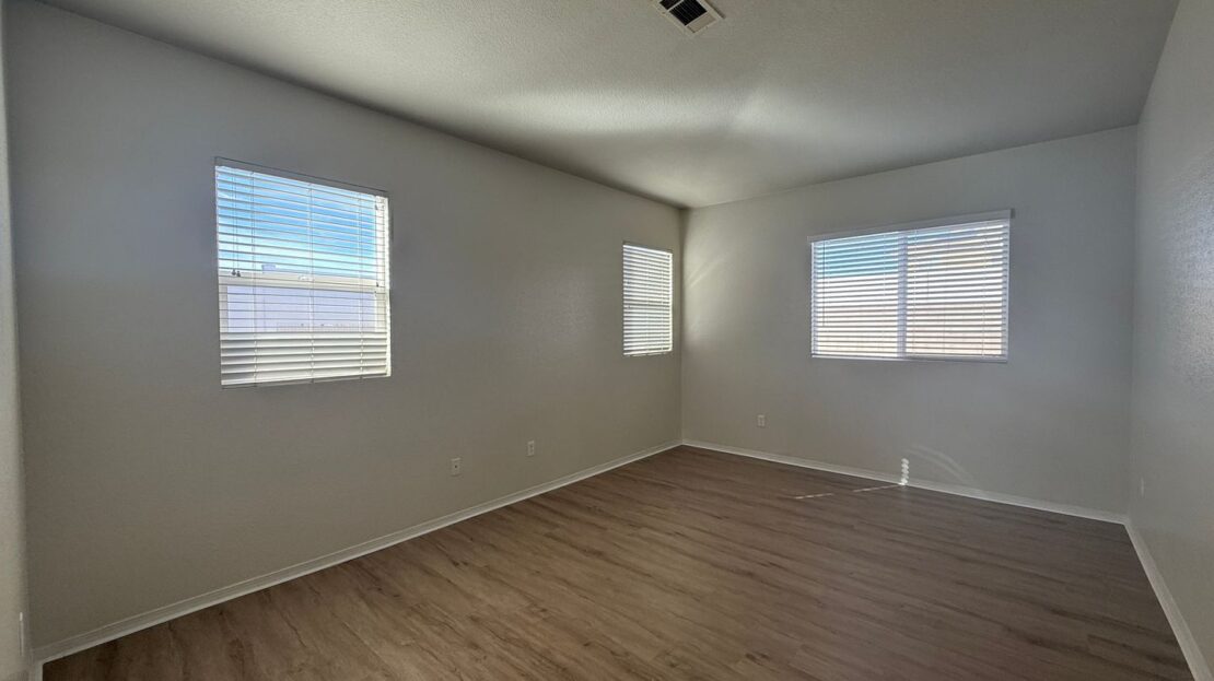 2751 Garnet Ln - Lancaster - California - 3 bed, 2 bath rental property