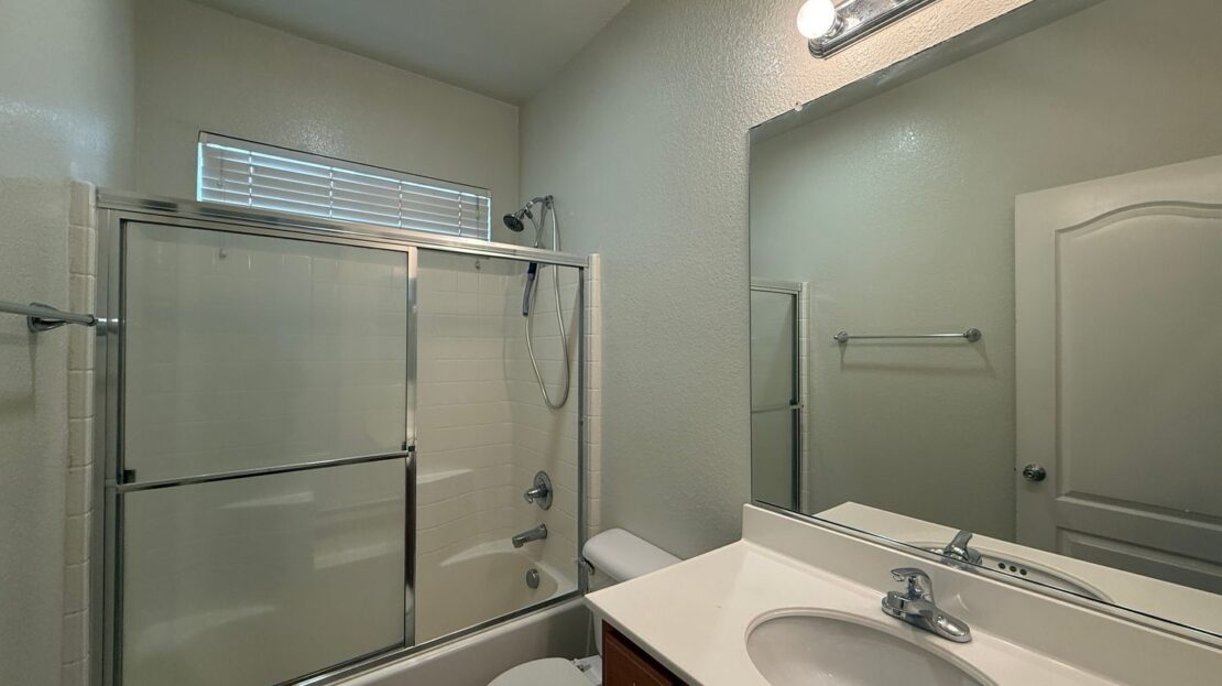 2751 Garnet Ln - Lancaster - California - 3 bed, 2 bath rental property