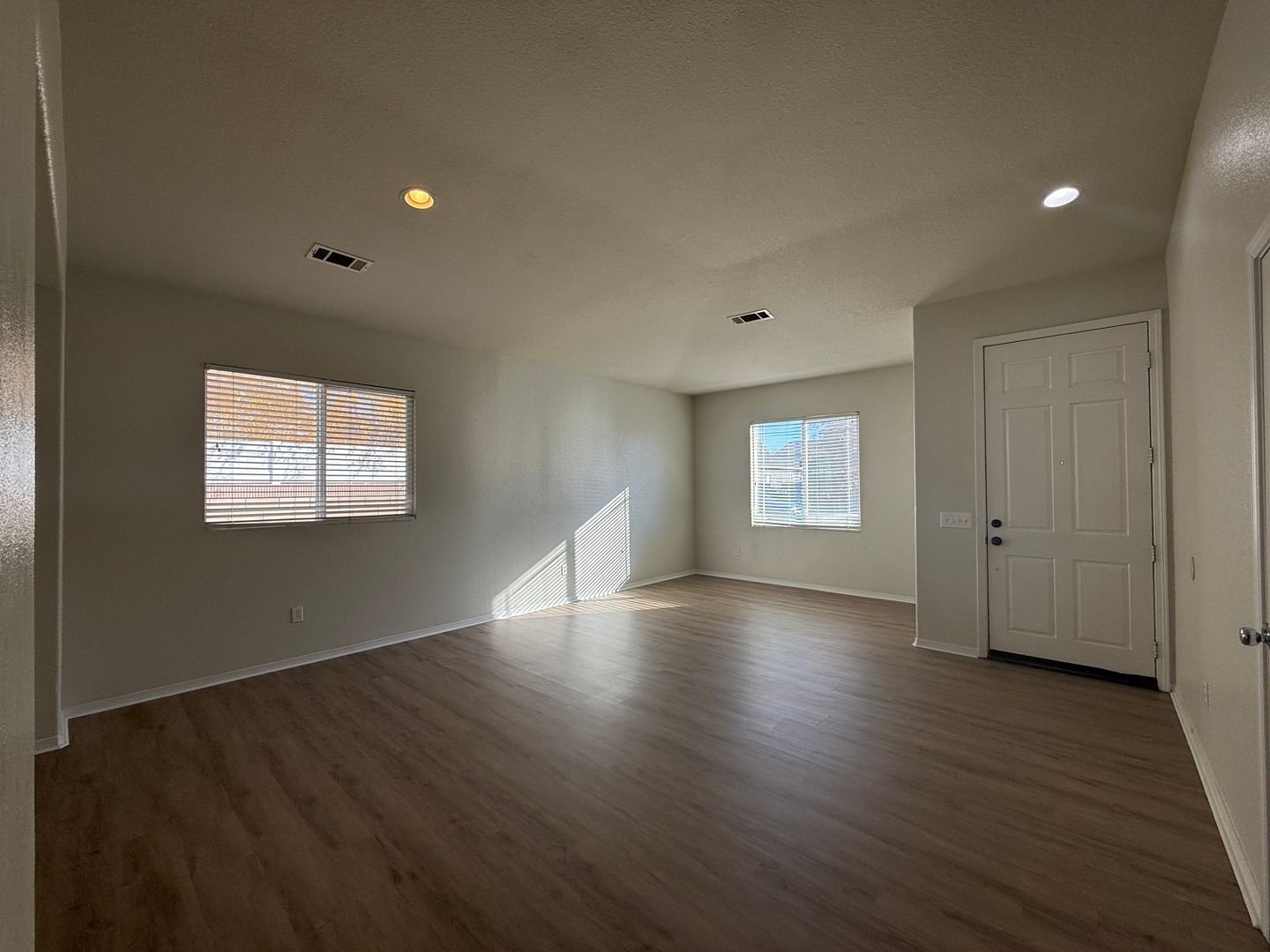 2751 Garnet Ln - Lancaster - California - 3 bed, 2 bath rental property