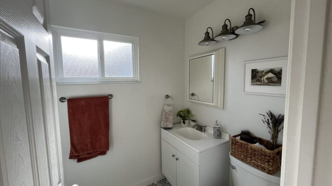2840 Sarina Ct - Sacramento - California - 3 bed, 2 bath rental property