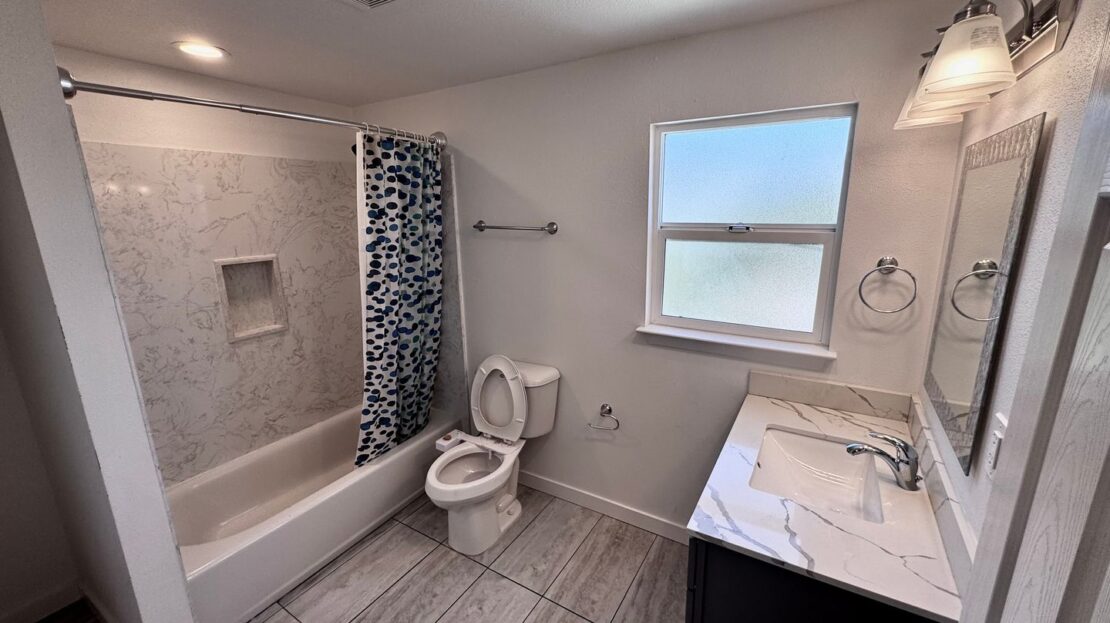 2846 E 9th Street - Oakland - California - 3 bed, 2 bath rental property