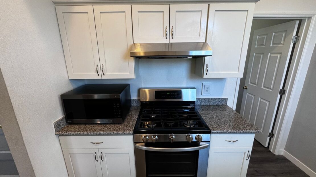 2846 E 9th Street - Oakland - California - 3 bed, 2 bath rental property