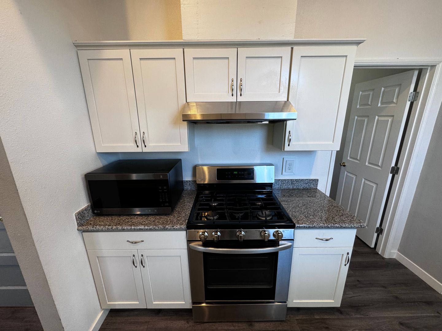 2846 E 9th Street - Oakland - California - 3 bed, 2 bath rental property
