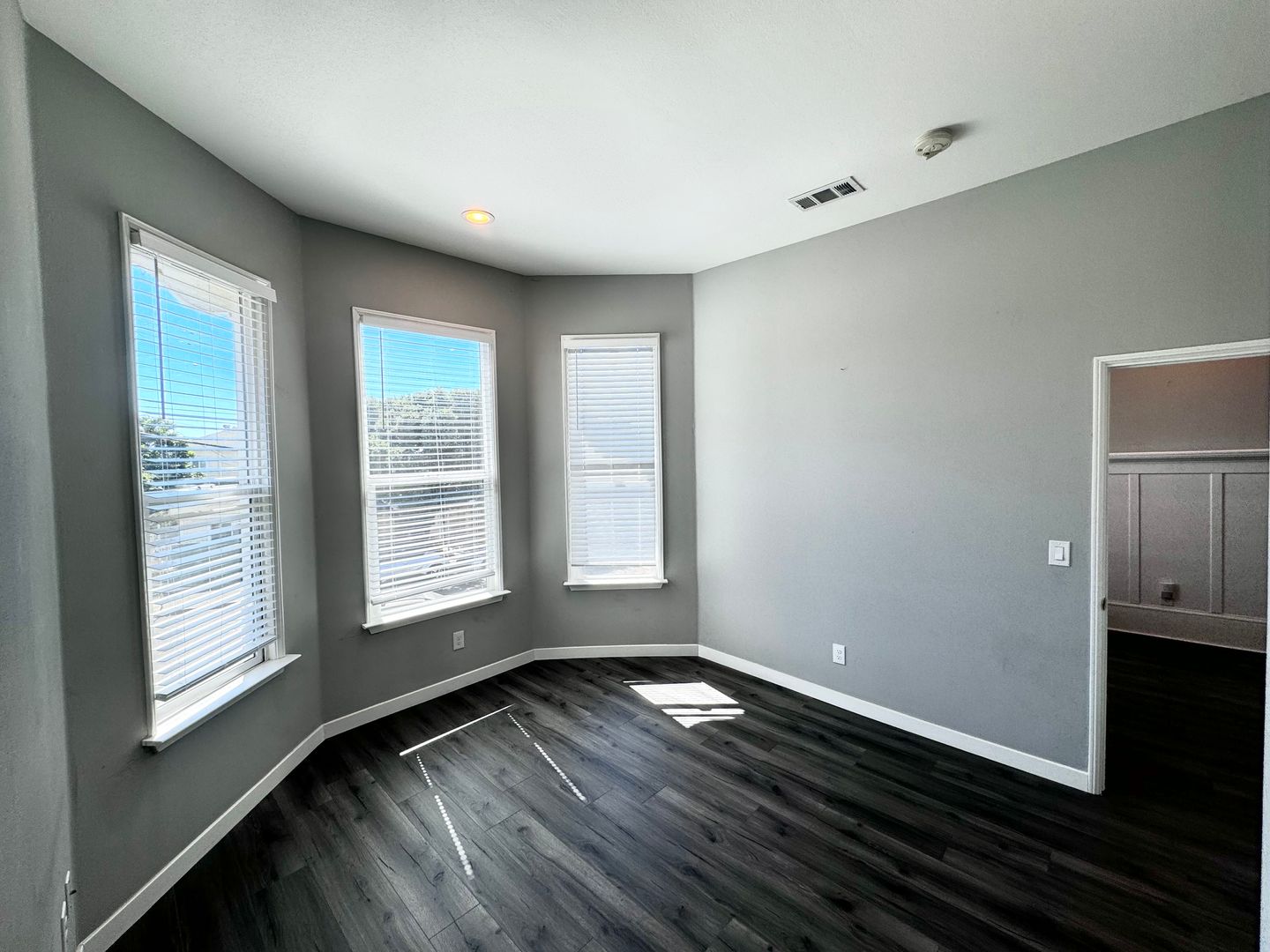 2846 E 9th Street - Oakland - California - 3 bed, 2 bath rental property