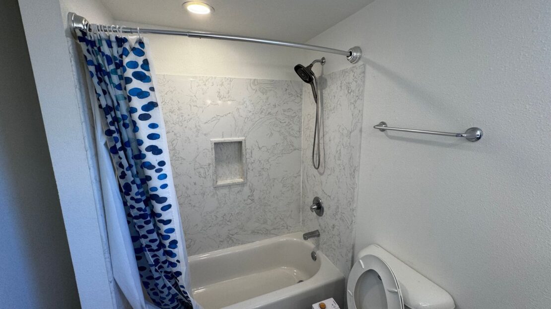 2846 E 9th Street - Oakland - California - 3 bed, 2 bath rental property