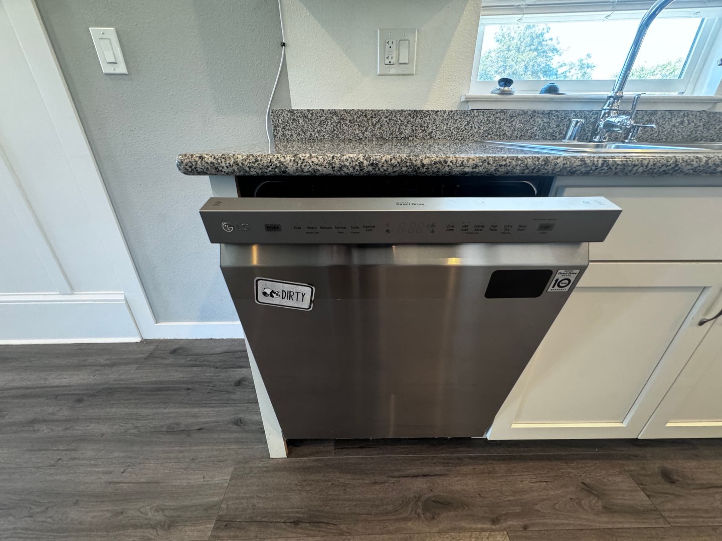 2846 E 9th Street - Oakland - California - 3 bed, 2 bath rental property