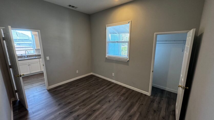 2846 E 9th Street - Oakland - California - 3 bed, 2 bath rental property