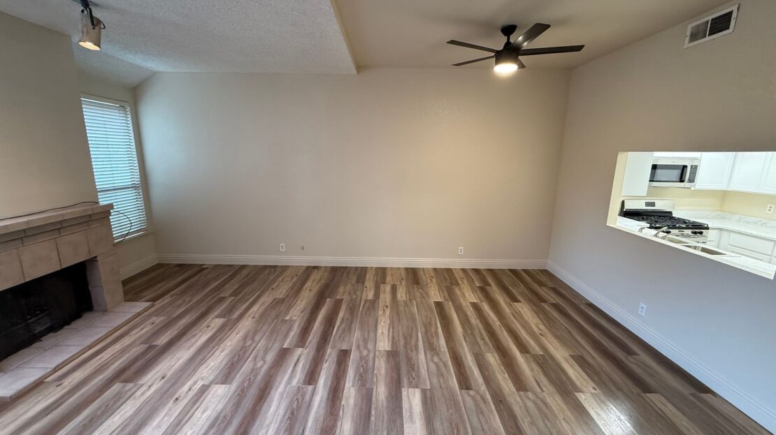 2890 Huntington BLVD Unit 113  - Fresno - California - 2 bed, 2.5 bath rental property