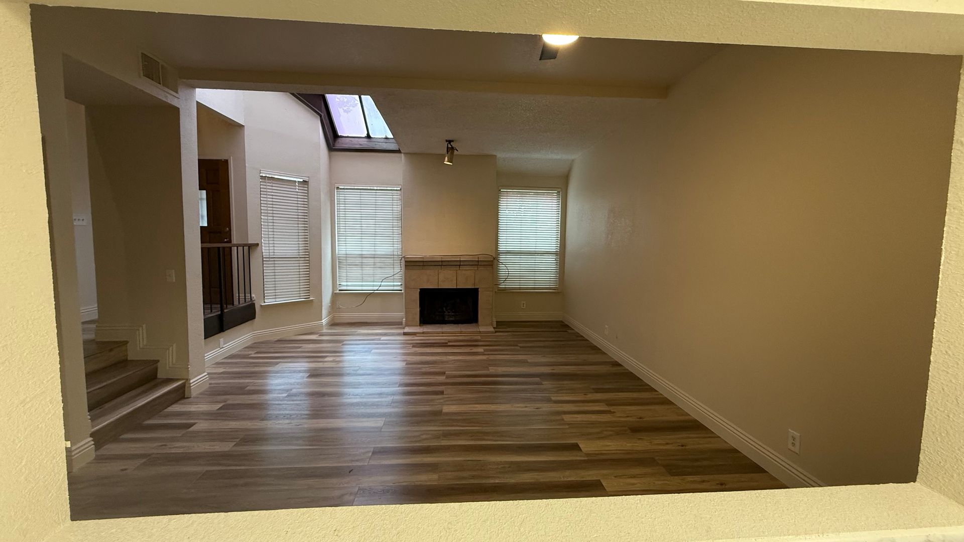 2890 Huntington BLVD Unit 113  - Fresno - California - 2 bed, 2.5 bath rental property