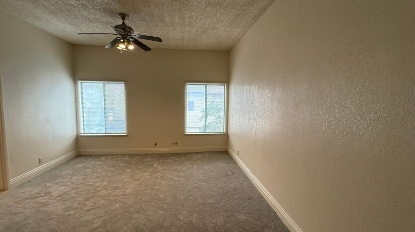 2890 Huntington BLVD Unit 113  - Fresno - California - 2 bed, 2.5 bath rental property