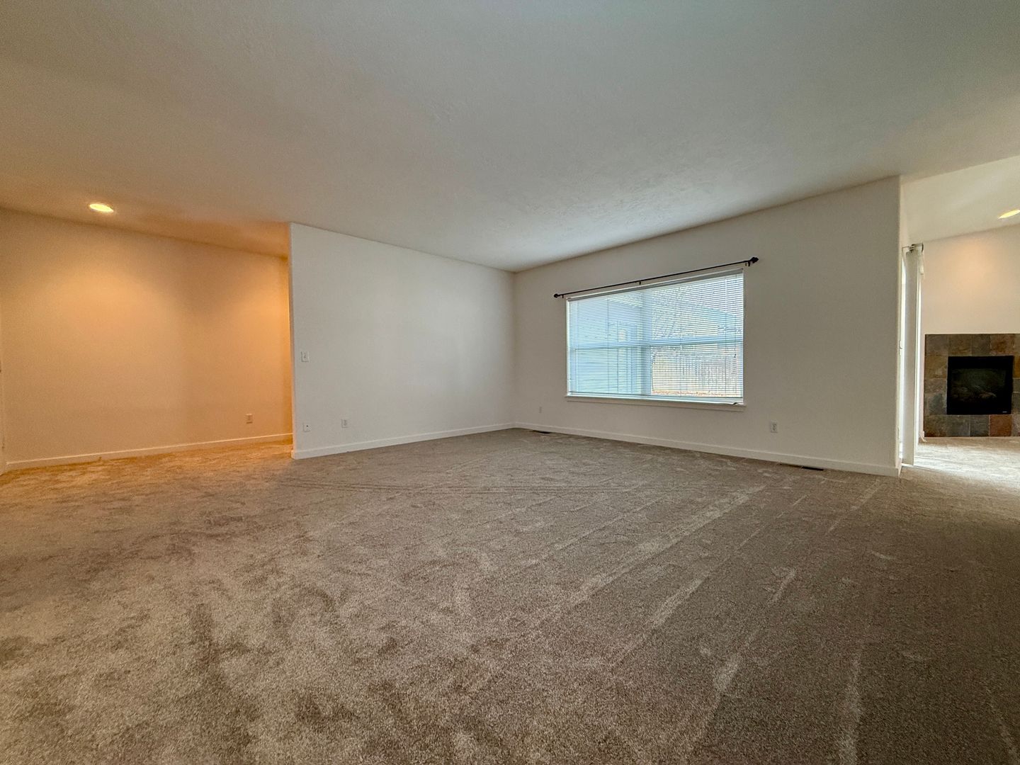 2911 NW 22nd St - Redmond - Oregon - 3 bed, 2 bath rental property