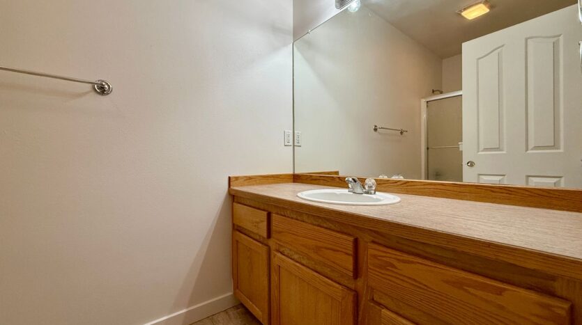 2911 NW 22nd St - Redmond - Oregon - 3 bed, 2 bath rental property