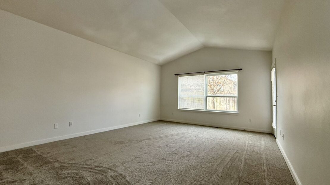 2911 NW 22nd St - Redmond - Oregon - 3 bed, 2 bath rental property