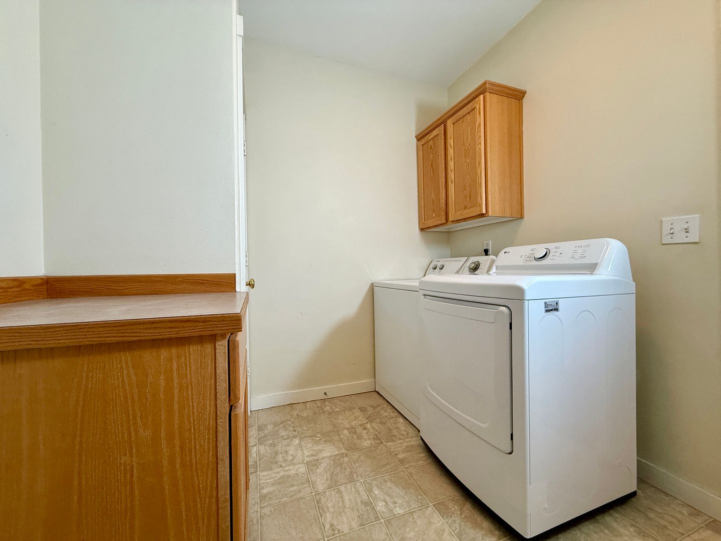 2911 NW 22nd St - Redmond - Oregon - 3 bed, 2 bath rental property