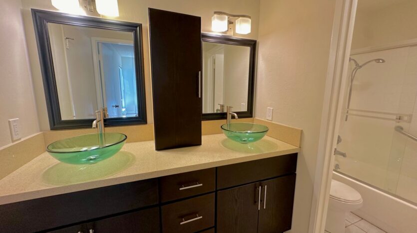 3 Captain Drive #405 - Emeryville - California - 1 bed, 1 bath rental property