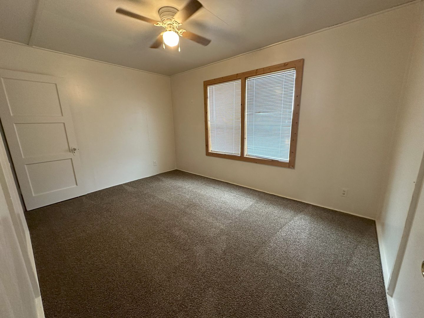 3040 Johnstonville Road - Susanville - California - 2 bed, 1 bath rental property