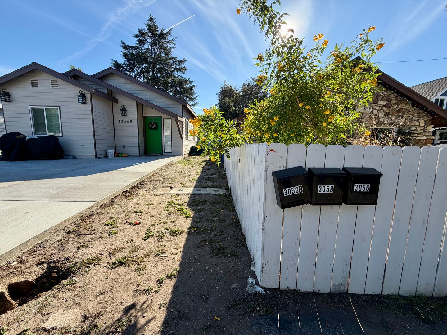 3058 Crescent Way - Thousand Oaks - California - 1 bed, 1 bath rental property