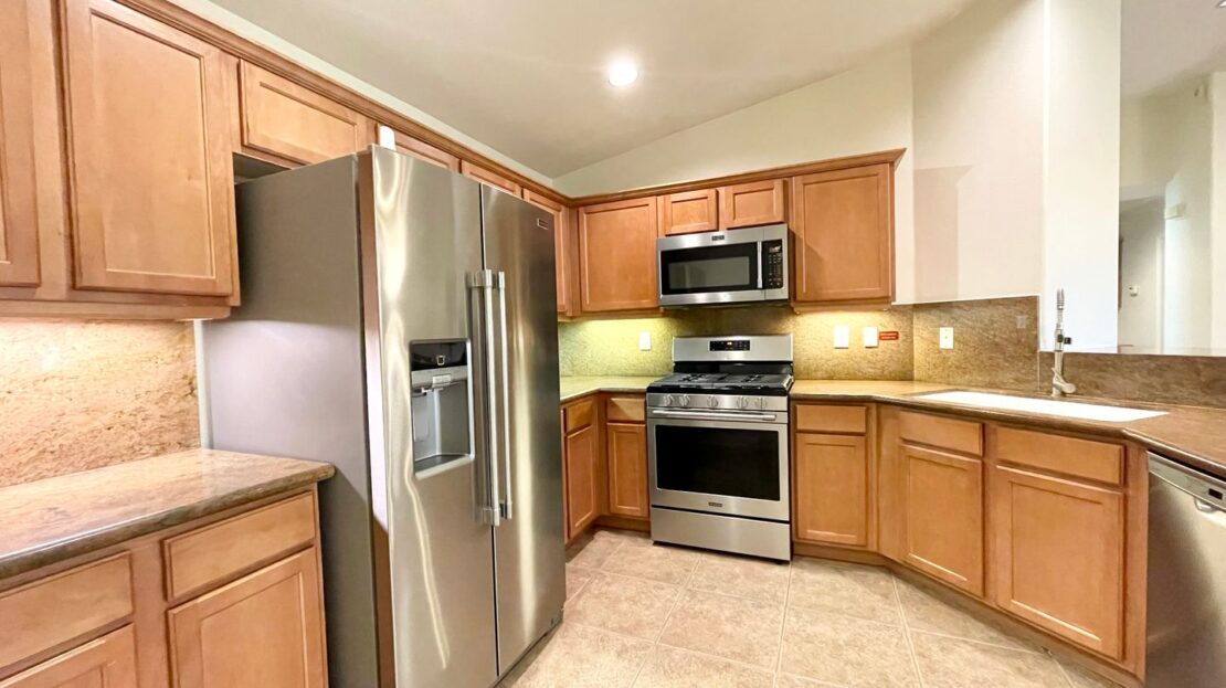 30648 Via Pared - Thousand Palms - California - 4 bed, 2 bath rental property