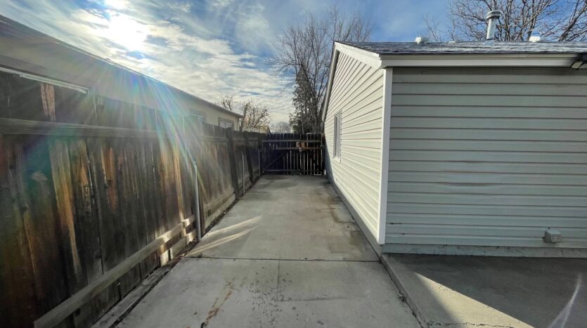 328 L Street - Sparks - Nevada - 3 bed, 2 bath rental property