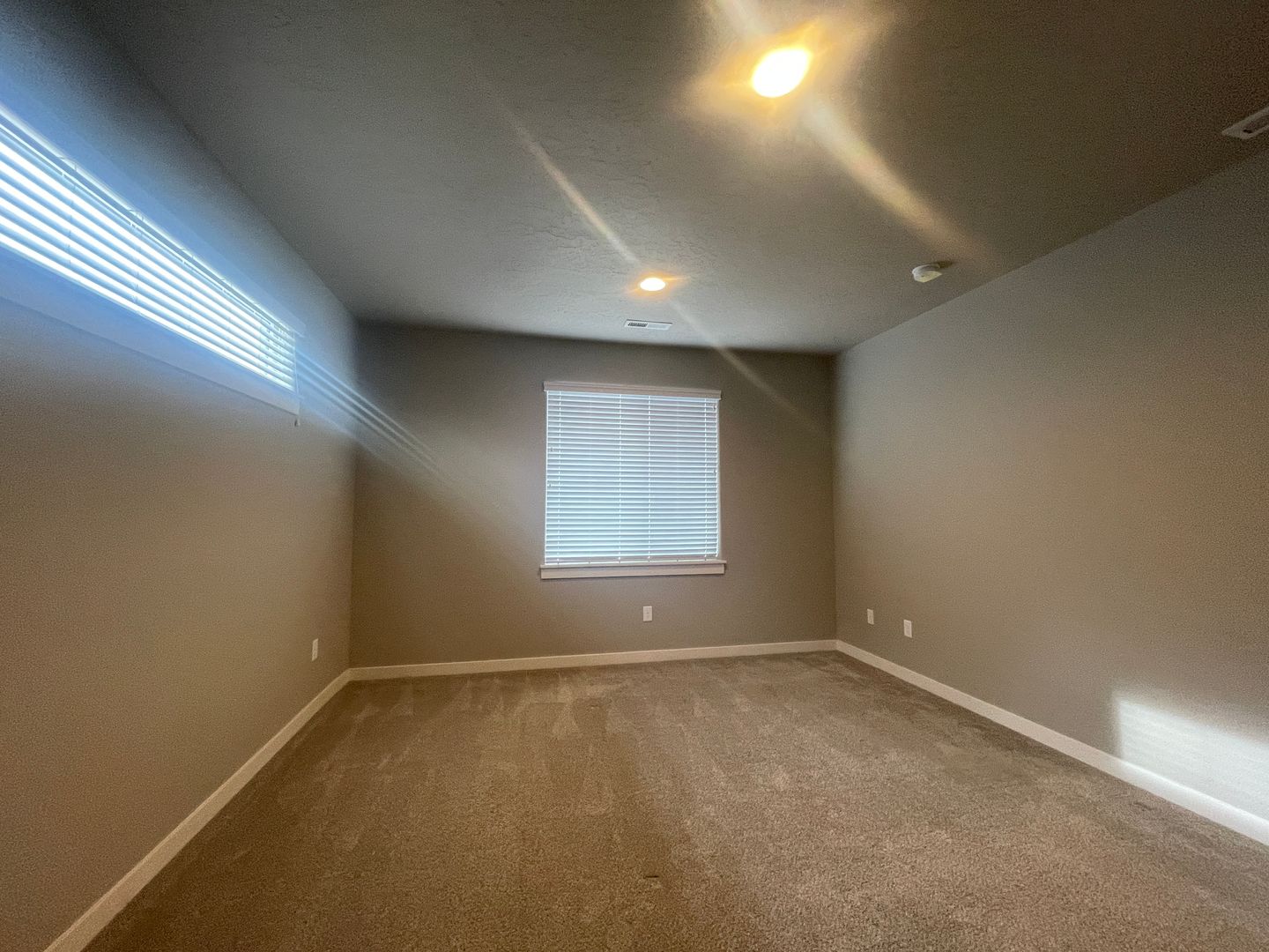 3327 NW 9th St  - Redmond - Oregon - 3 bed, 2 bath rental property