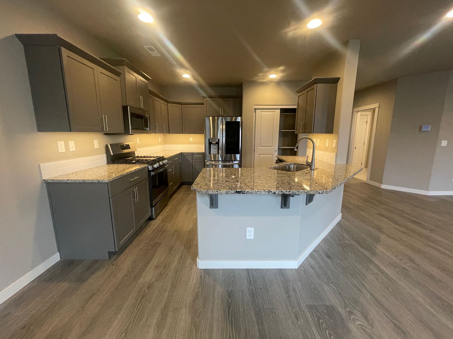 3327 NW 9th St  - Redmond - Oregon - 3 bed, 2 bath rental property