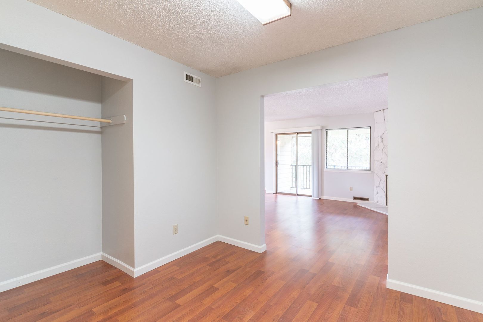 3329 NE 162nd Ave - Portland - Oregon - 3 bed, 2 bath rental property