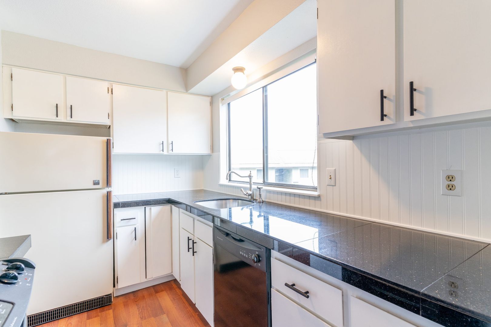 3329 NE 162nd Ave - Portland - Oregon - 3 bed, 2 bath rental property