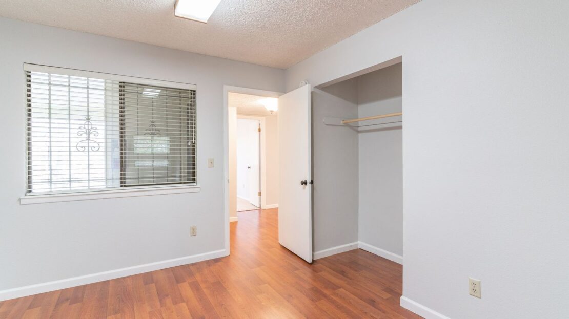 3329 NE 162nd Ave - Portland - Oregon - 3 bed, 2 bath rental property