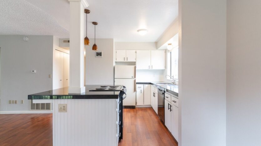 3329 NE 162nd Ave - Portland - Oregon - 3 bed, 2 bath rental property