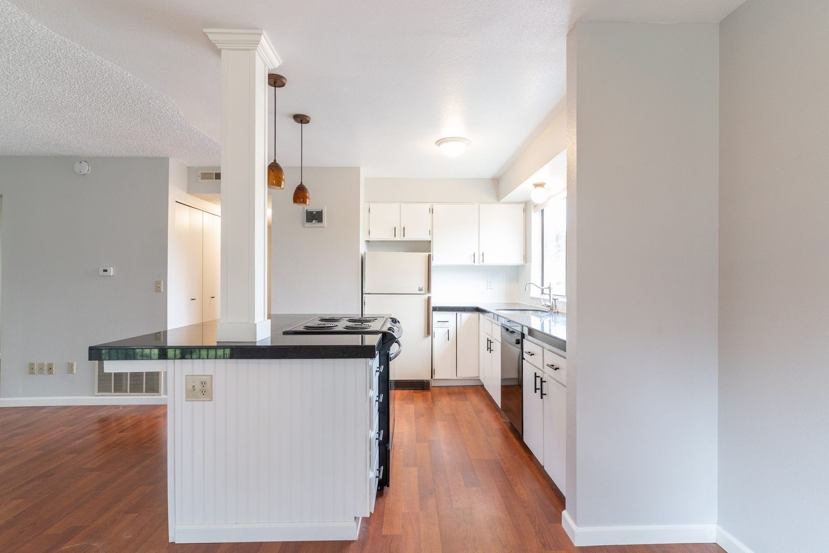 3329 NE 162nd Ave - Portland - Oregon - 3 bed, 2 bath rental property