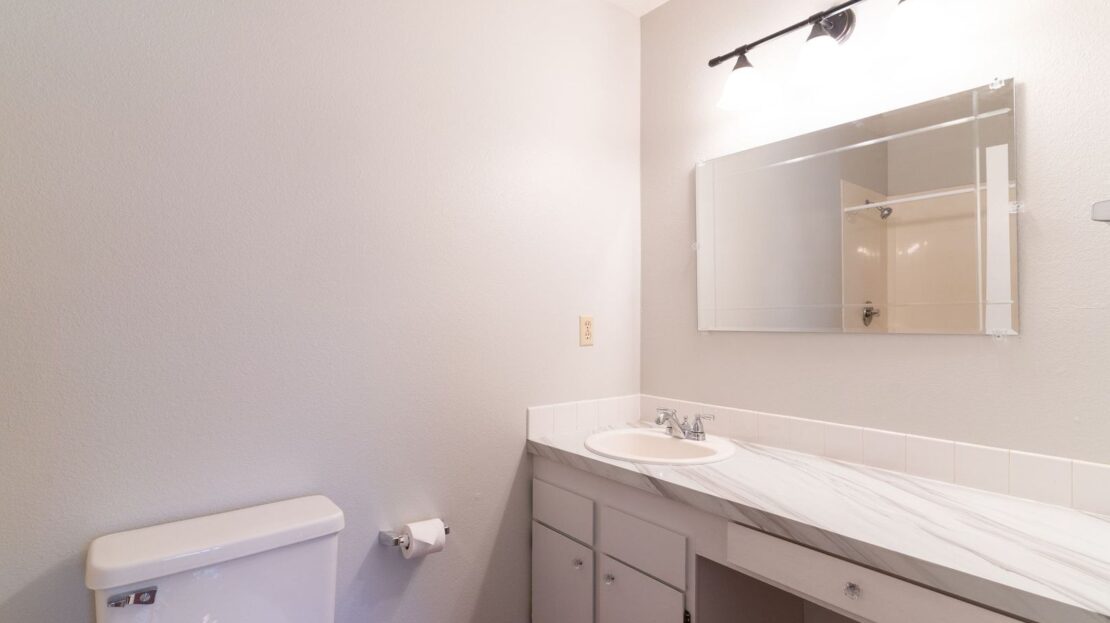 3329 NE 162nd Ave - Portland - Oregon - 3 bed, 2 bath rental property