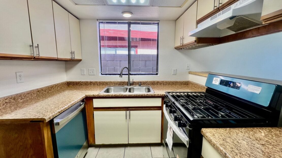 33975 Via De Anza - 02 - Cathedral City - California - 2 bed, 2 bath rental property