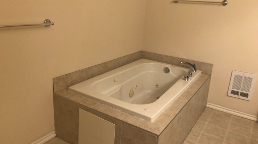 340 E BELLIS FAIR PKWY - #101 - Bellingham - Washington - 2 bed, 2 bath rental property