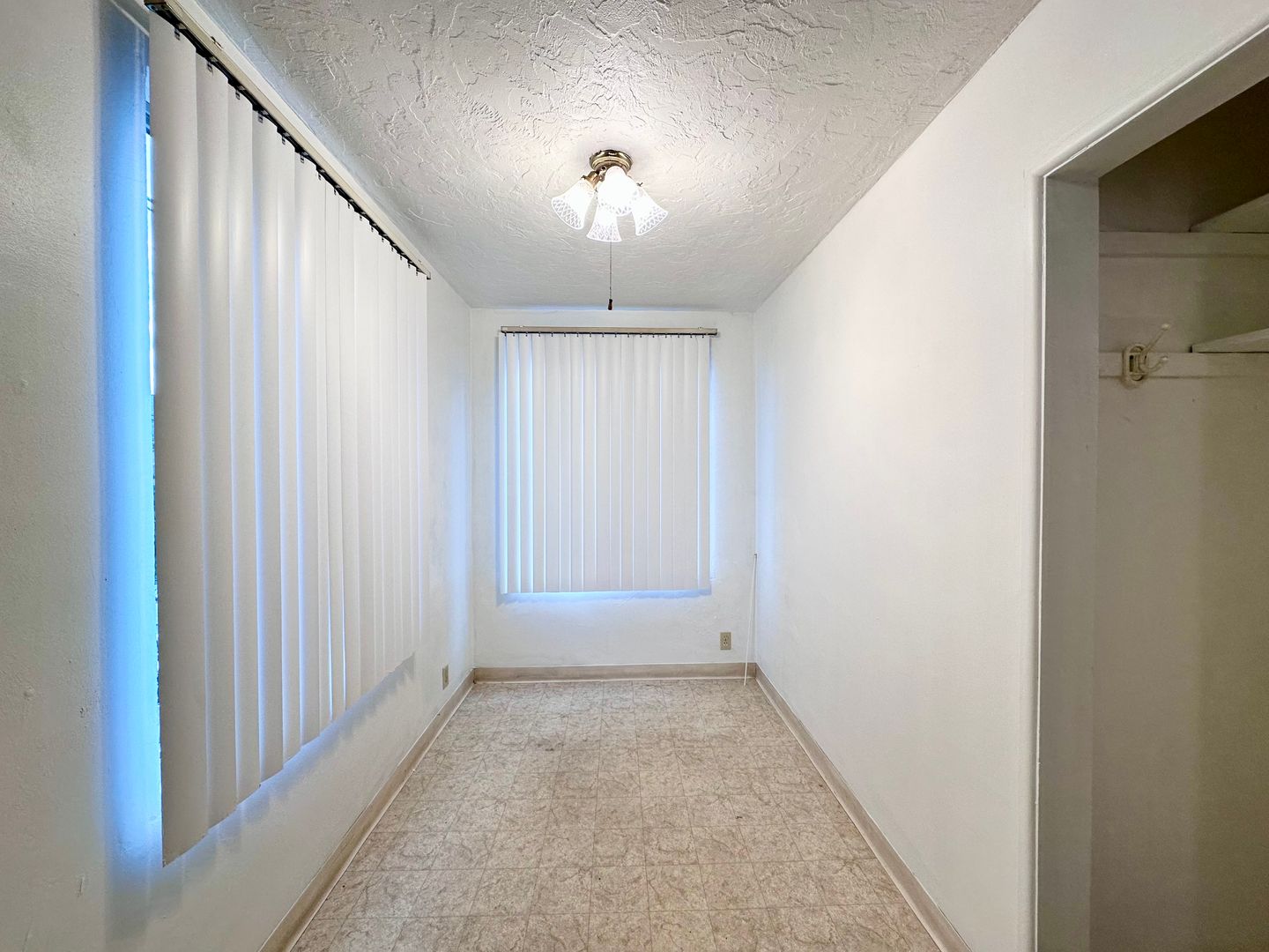 3400 S. Kelly Avenue - Portland - Oregon - 1 bed, 1 bath rental property