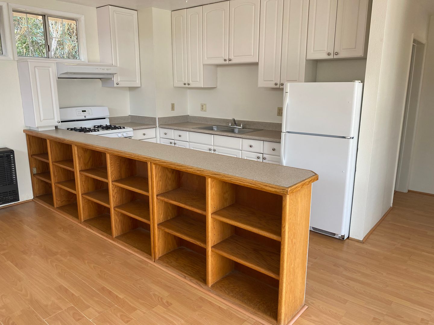 35458 80th St. East - Littlerock - California - 1 bed, 1 bath rental property