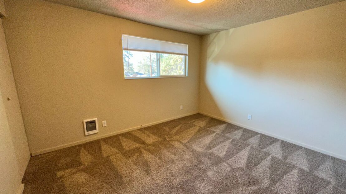 360 SE Railroad St - 3 - Bend - Oregon - 2 bed, 1 bath rental property