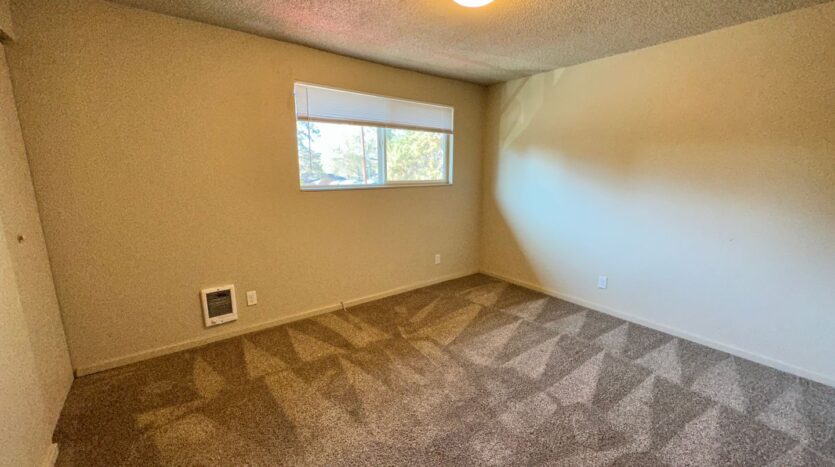 360 SE Railroad St - 3 - Bend - Oregon - 2 bed, 1 bath rental property