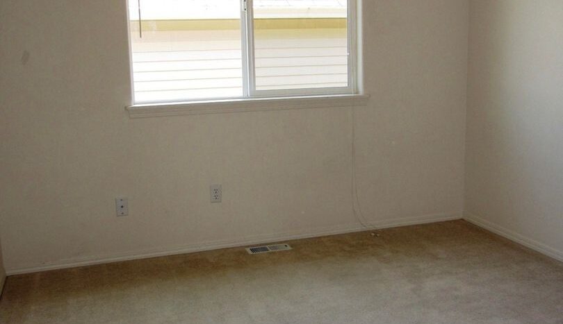 39302 Stratford Place - Sandy - Oregon - 3 bed, 2 bath rental property