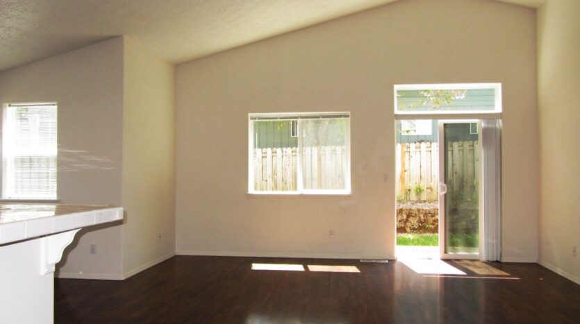 39302 Stratford Place - Sandy - Oregon - 3 bed, 2 bath rental property