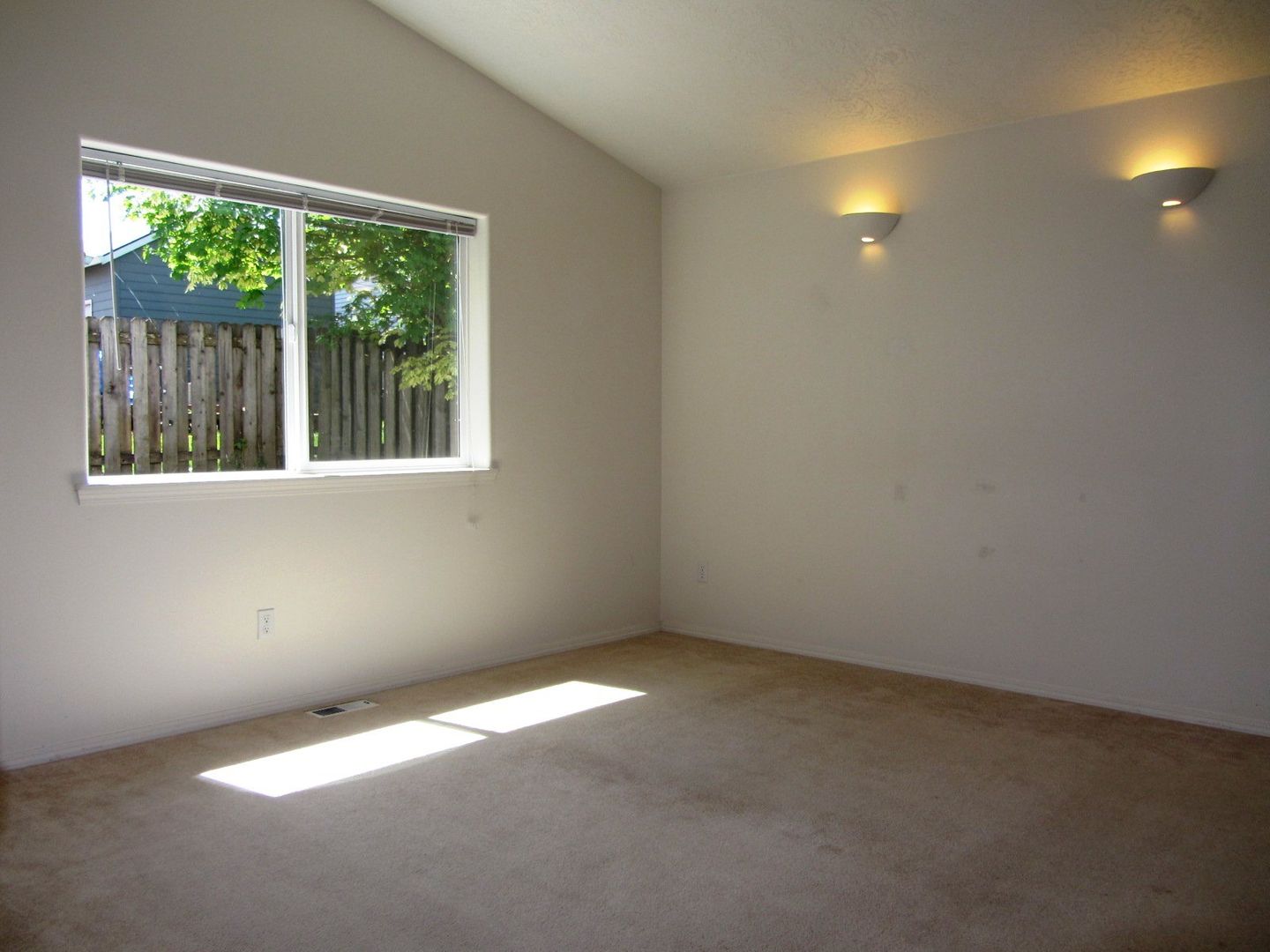 39302 Stratford Place - Sandy - Oregon - 3 bed, 2 bath rental property