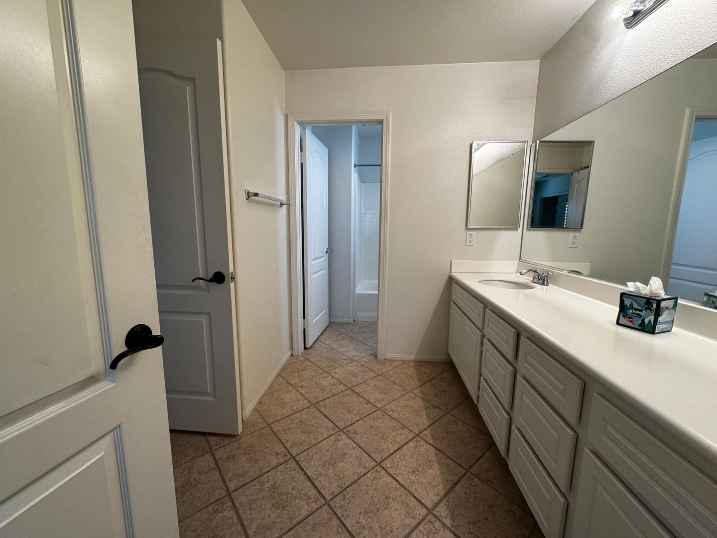 39672 Meadow View Cir - Temecula - California - 4 bed, 3.5 bath rental property