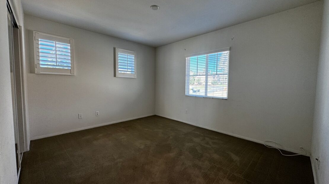 39672 Meadow View Cir - Temecula - California - 4 bed, 3.5 bath rental property