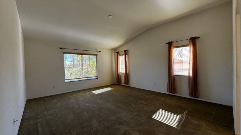 39672 Meadow View Cir - Temecula - California - 4 bed, 3.5 bath rental property