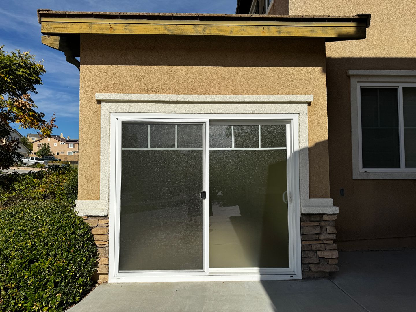 39672 Meadow View Cir - Temecula - California - 4 bed, 3.5 bath rental property