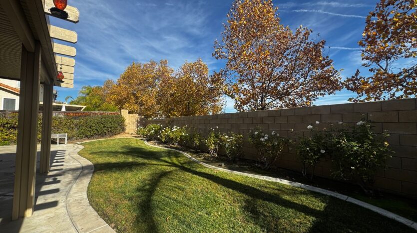 39672 Meadow View Cir - Temecula - California - 4 bed, 3.5 bath rental property