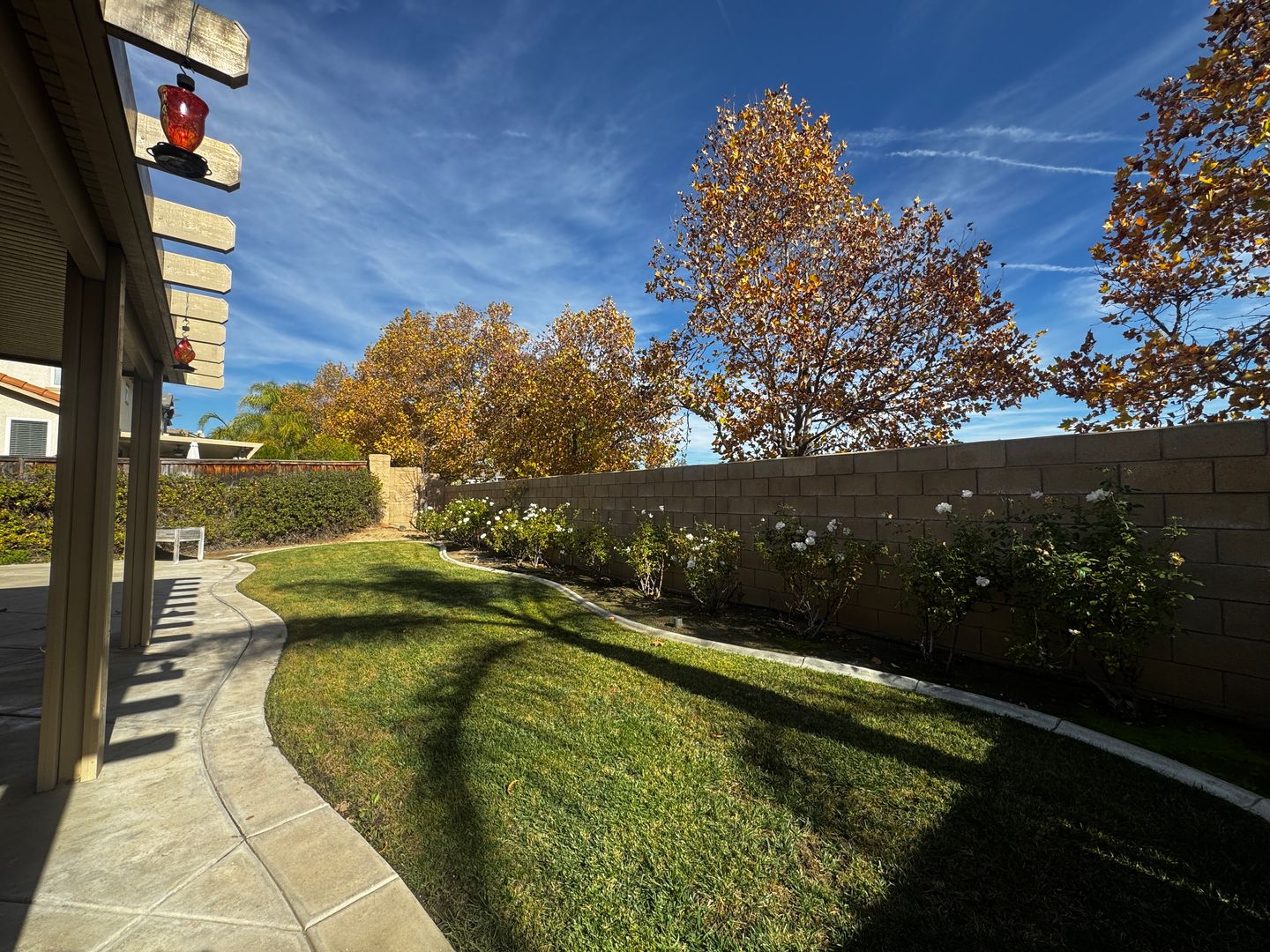 39672 Meadow View Cir - Temecula - California - 4 bed, 3.5 bath rental property